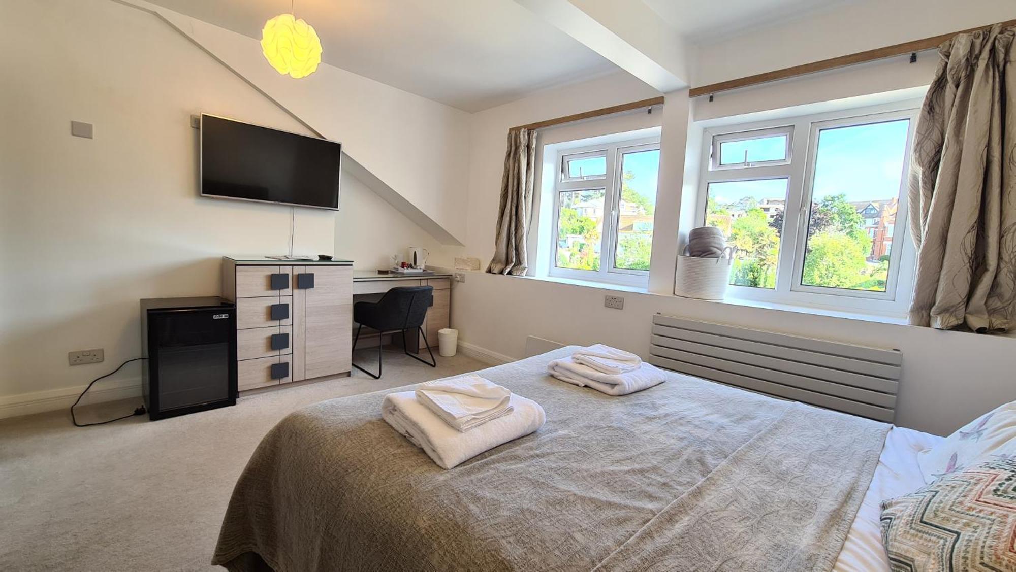 The Torland - Paignton Seafront - Free Parking, All Rooms En-Suite Ngoại thất bức ảnh